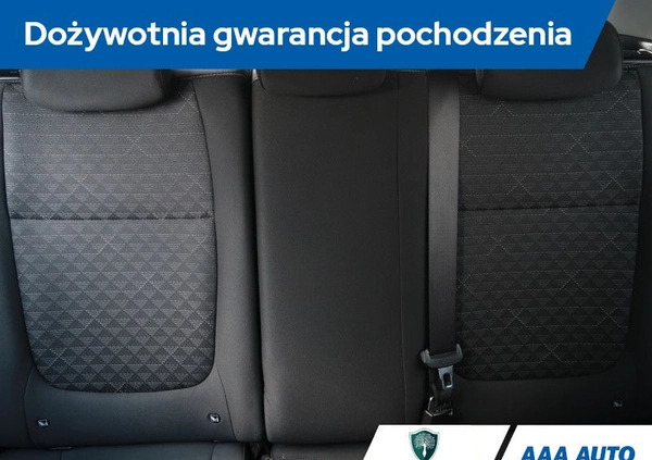 Kia Rio cena 41000 przebieg: 126181, rok produkcji 2018 z Szczecin małe 137